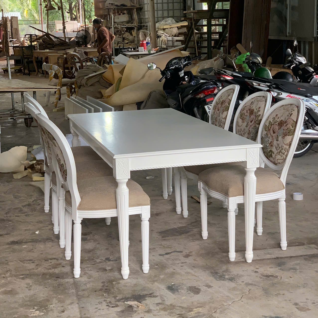 BỘ BÀN ĂN TÂN CỔ LOUIS 16 + GHẾ LOUIS 16 TỰA LƯNG OVAL